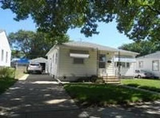 422 Hope Ave, Waterloo, IA 50703