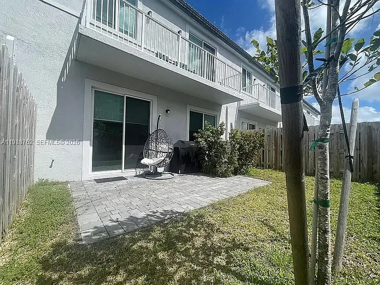 728 SE 14th Ct — Photo 10