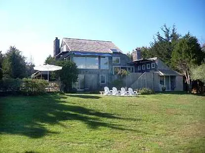Accabonac Harbor Front Home - Summer Camp! — Photo 3
