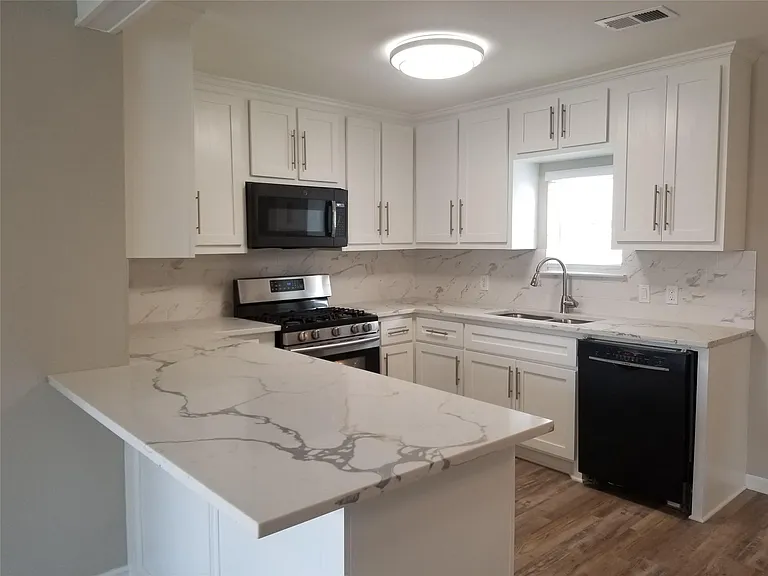 951 Reverend B J Lewis Dr — Photo 3