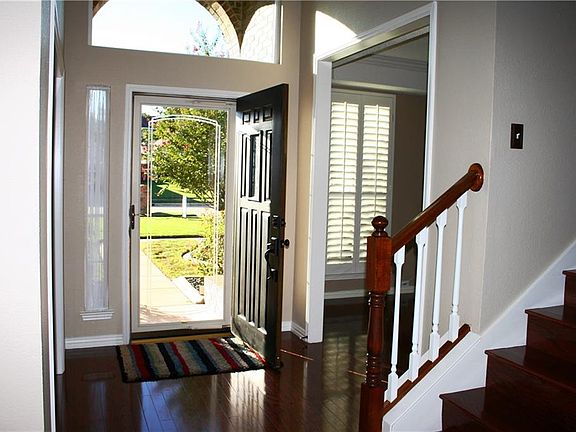 4th image of 2208 Golden Arrow Dr