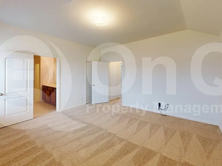 1623 White Mountain Way — Photo 19