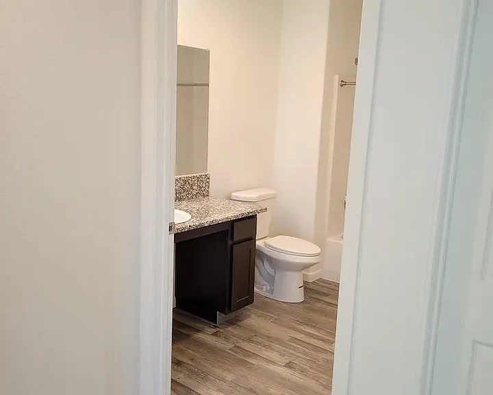 300 N Soderquist Rd #2 — Photo 6