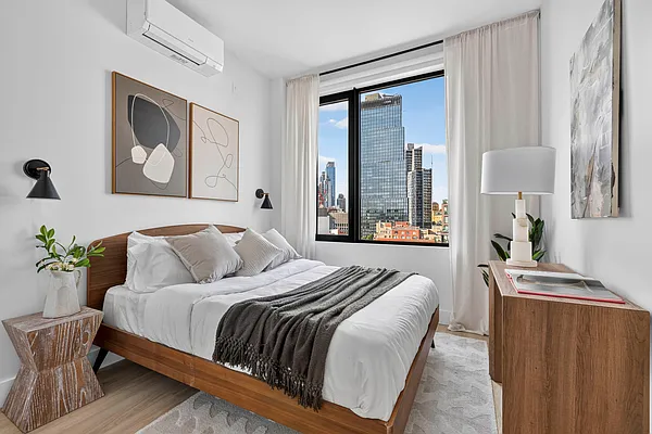 Bedroom, photo 1