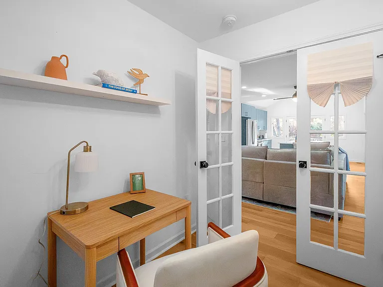 1330 Dean St — Photo 27