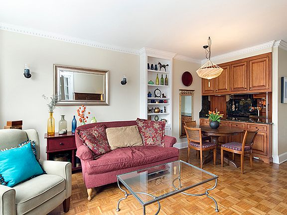 2nd image of 101 W 79th St APT 2C