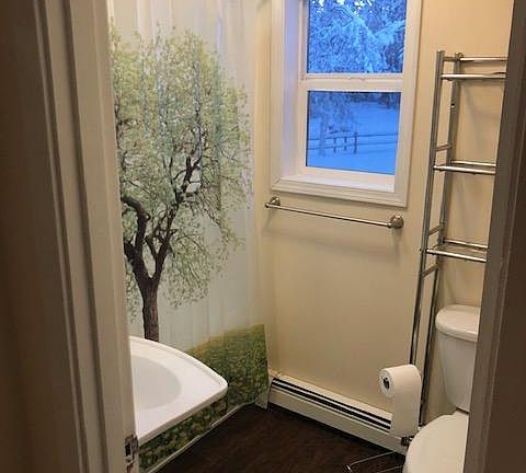 4th image of 3038 Victoria Cir
