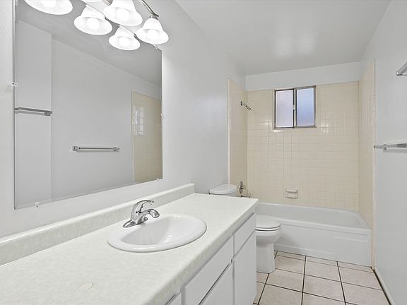 3rd image of 4525 E Bellevue St APT A