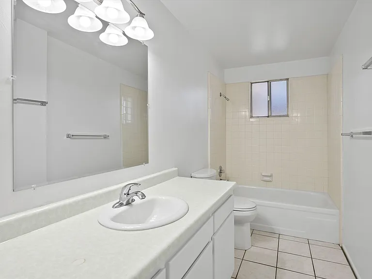 4525 E Bellevue St #A — Photo 3