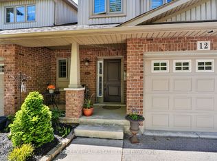 7 Gibson Pl #12, Saint Catharines, ON L2R0A3