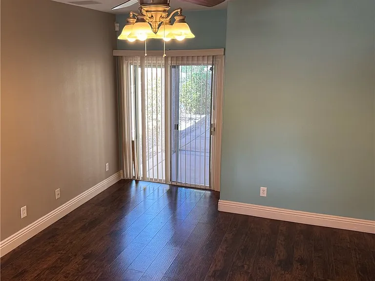 8650 Treasure Trove St — Photo 16