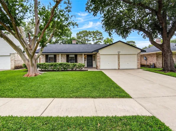 2419 Fairgreen Dr, Missouri City, TX 77489