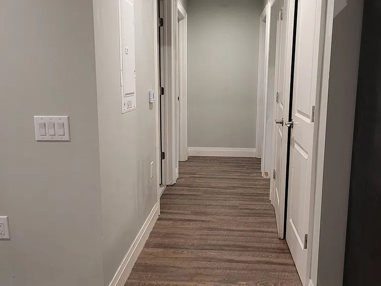 67 Minto St #102 — Photo 3
