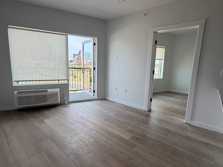 492 Market St #304 — Photo 5