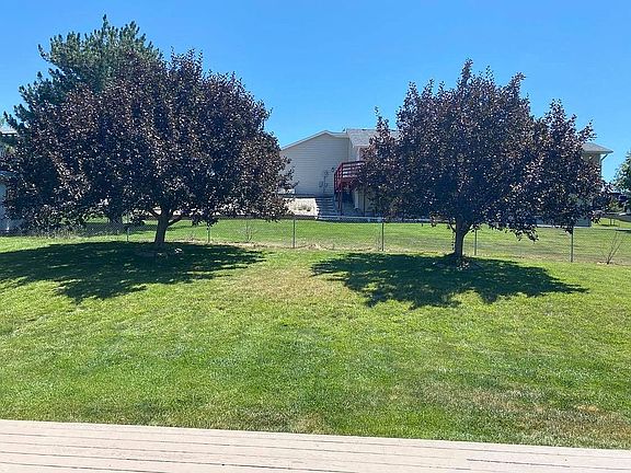 3rd image of 2153 Saint Andrews Dr