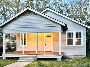 208 Dozier St, Picayune, MS 39466