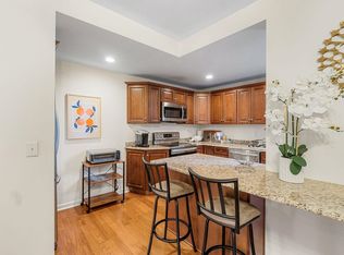 50 Glenwood Ave APT 505, Jersey City, NJ 07306