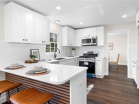 4th image of 4353 Langdon Dr