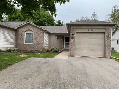 6561 Deerhurst Dr, Westland, MI, 48185