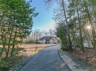 539 Woodruff Dr, Aylett, VA 23009