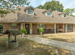 100 Meadors Ln, Alma, AR 72921