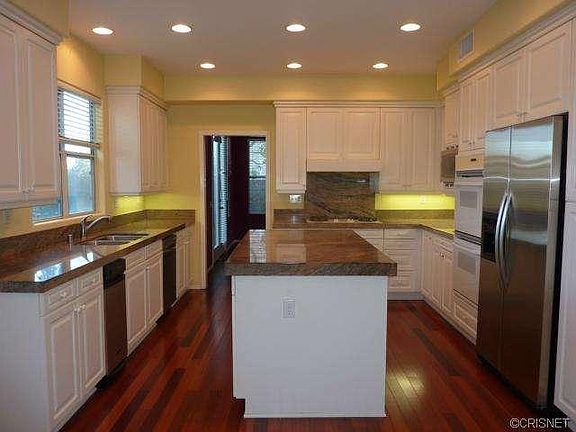 5th image of 7455 Westcliff Dr