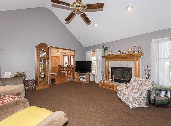 5th image of 22431 179th St