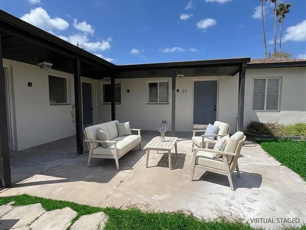 Building Photo - 24 Lynn Way #C