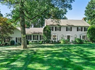 667 Carter St, New Canaan, CT 06840