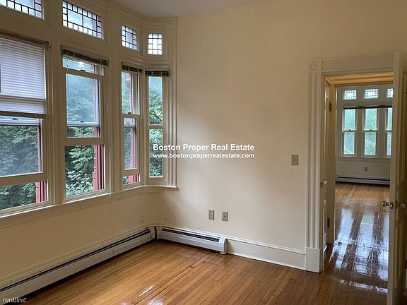 195 Commonwealth Ave. #8 Boston - Back Bay Unit Photo 3
