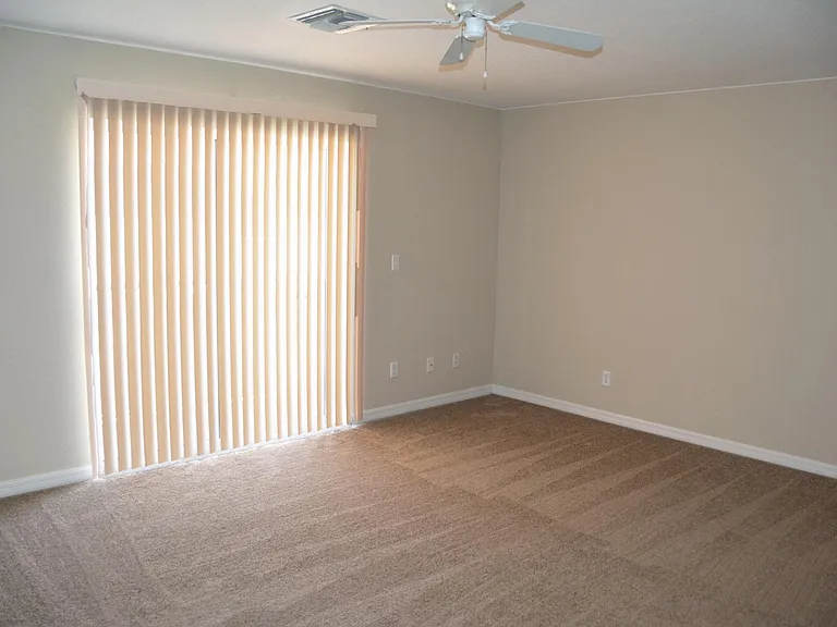 7392 Mead Dr — Photo 29