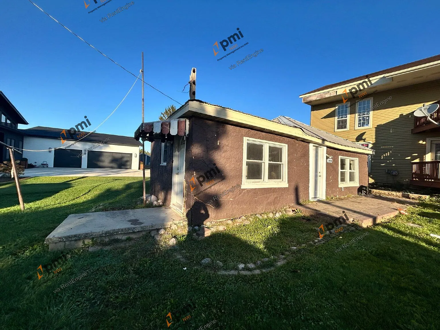 1 bed, 1.0 bath, 800 sqft, $995 — Photo 2
