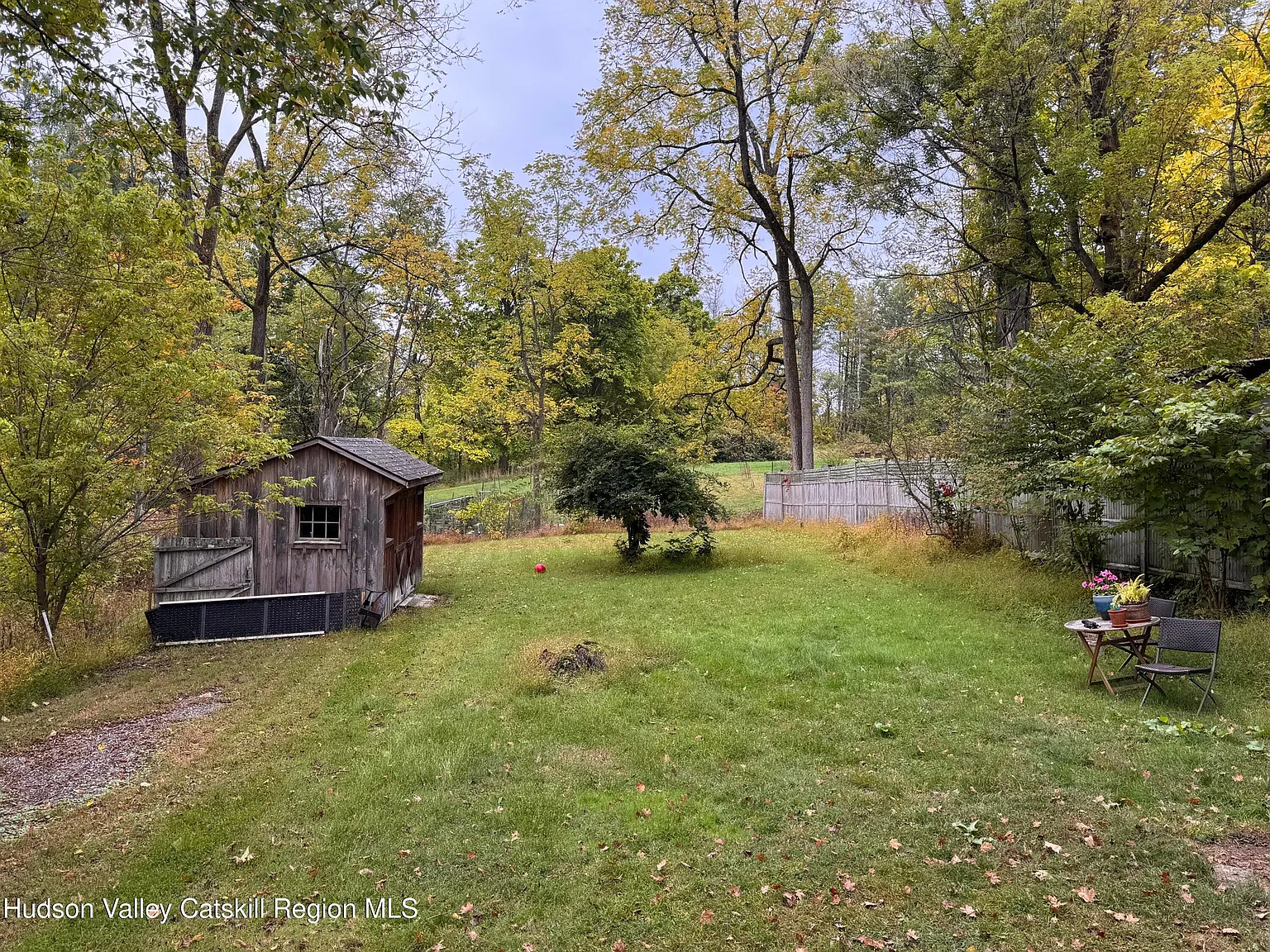 2 bed, 1.0 bath, 1184 sqft, $3,200 — Photo 2
