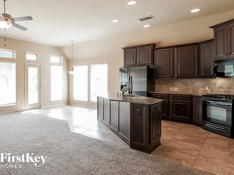 4203 Driftwood Bend Ct — Photo 7