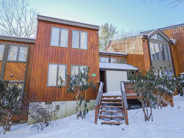 96 Red Fox Ct, Lake Harmony, PA 18624