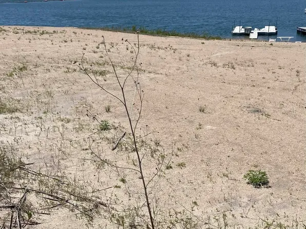 727 Firestone Pointe, Ashland, NE 68003