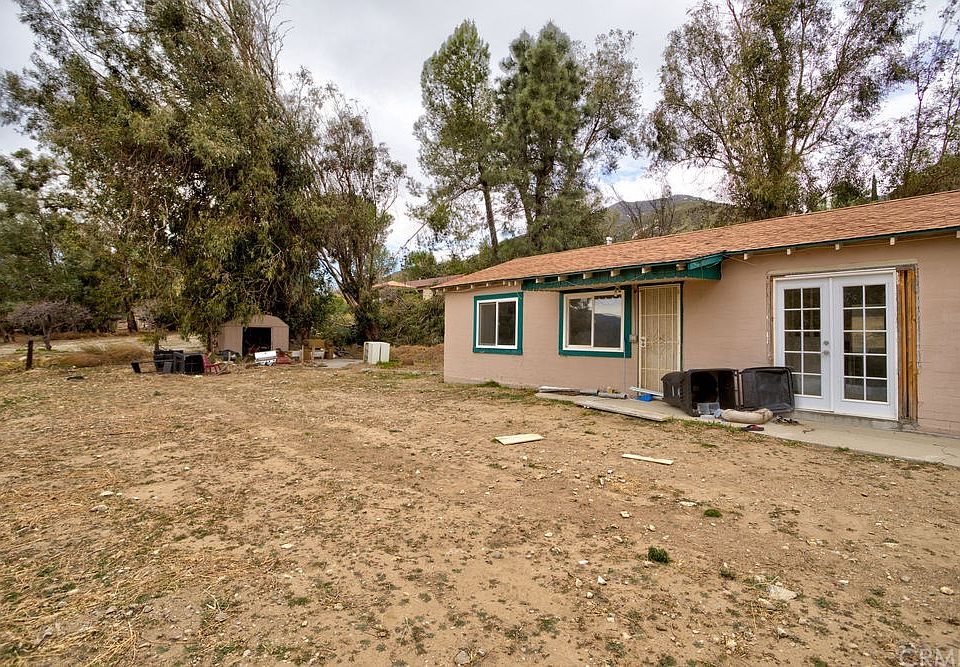 1st image of 850 Kimbark Ave