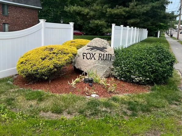 96 Main St APT E6, Foxboro, MA 02035
