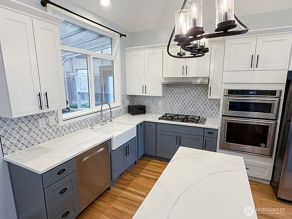 5th image of 11208 42nd Avenue SE