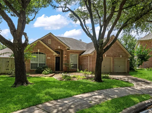 12211 Oyster Cove Ct, Stafford, TX 77477