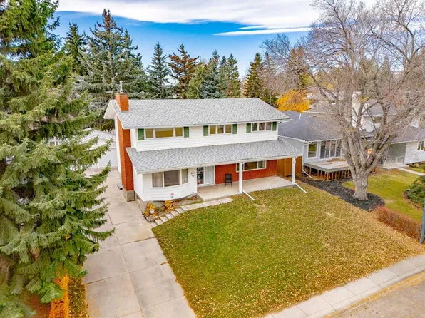 2043 E Ungava Rd NW, Calgary, AB T2N 4B3