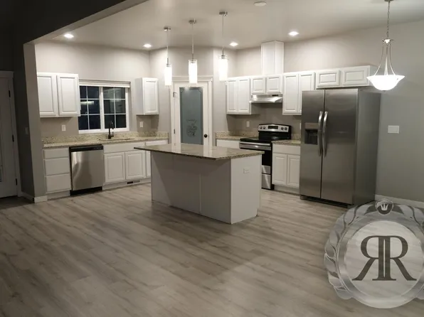 7411 Saddlebrook Loop #1, Yakima, WA 98908