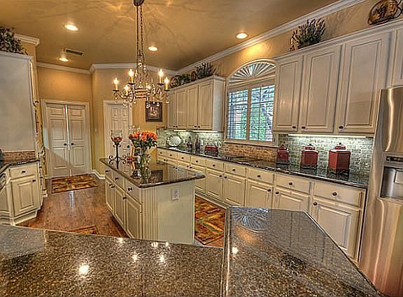 2nd image of 4304 Wingren Dr
