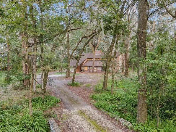 1813 NW 102nd Way, Gainesville, FL 32606