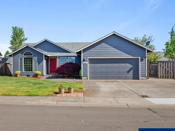 631 Whitney St, Stayton, OR 97383