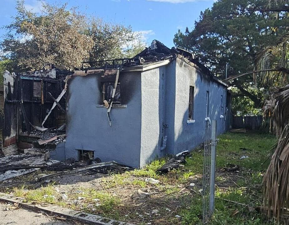 2nd image of 3304 N LEE Street