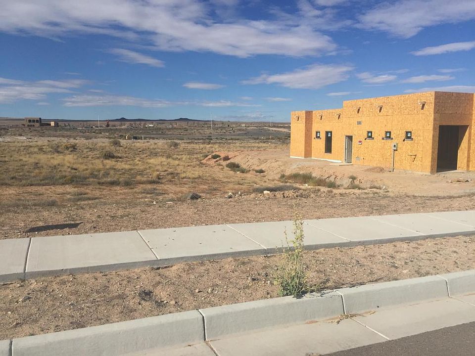 1st image of 8009 Canoncito Dr NW