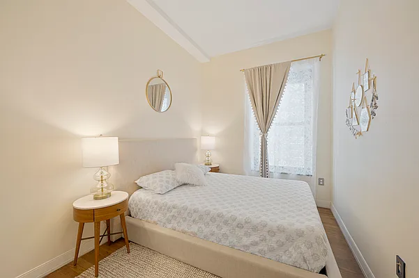 Rented by Fernando Branco Realty LLC | media 20