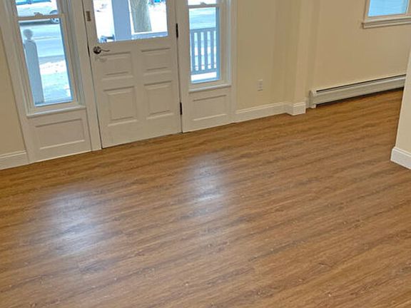 5th image of 323 Pearl St Unit 3