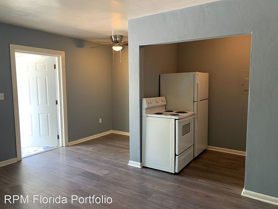2nd image of 5929 N Rome Ave #8